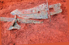 云南师宗县考古发现青铜时代的墓葬