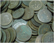 广西刘某使用探测仪器“意外”找出大量银元